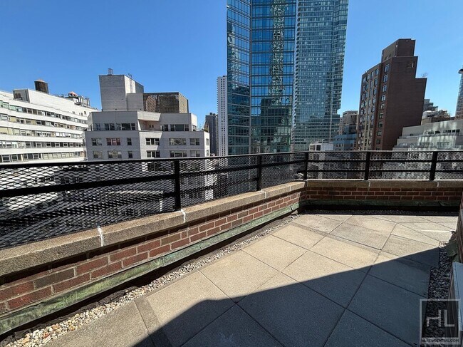 Building Photo - EAST 57 STREET Unit PHA