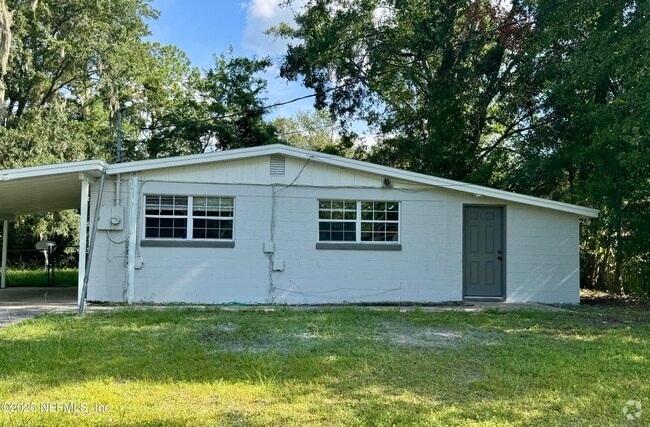 Building Photo - 7054 Red Robin Dr Rental