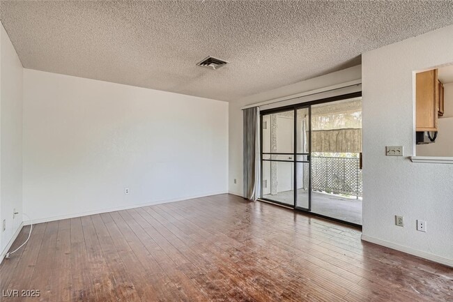 Photo - 4706 Nara Vista Way Unidad 202