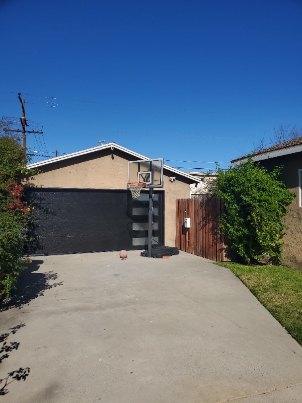 Photo - 9215 Nichols St Unit Backhouse