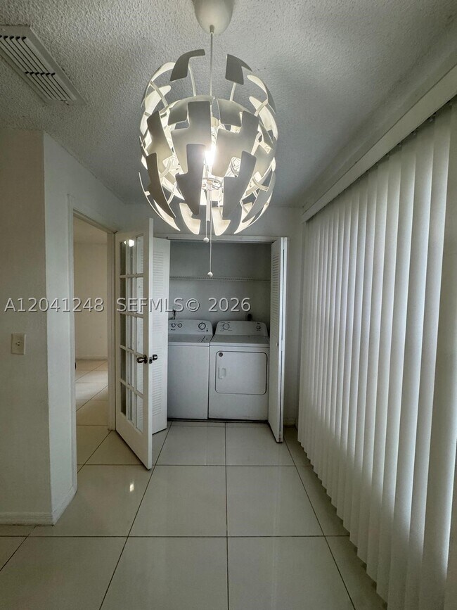 Photo - 3460 Pinewalk Dr N Unit 311