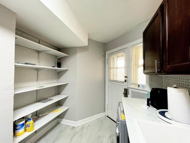 Photo - 125 W Bodley Ave Unit 3W