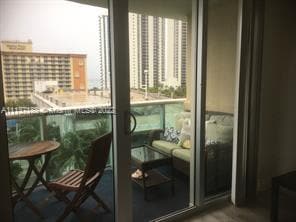 Photo - 19370 Collins Ave Unit 803