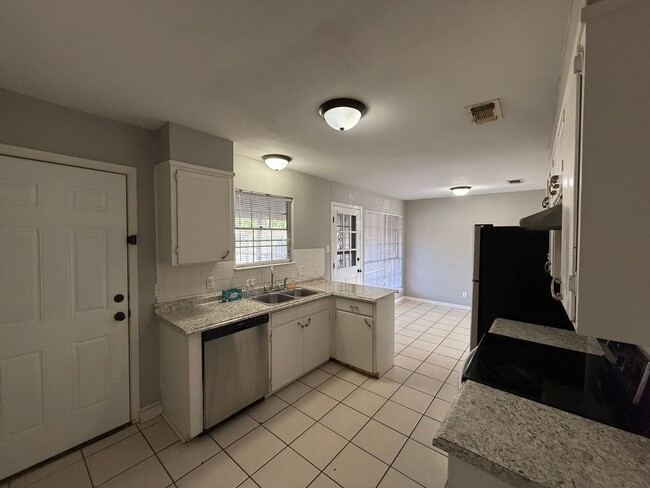 Photo - Completely Remodeled 3 bedroom 2 bath, 2 Car Garage AVAILABLE NOW!