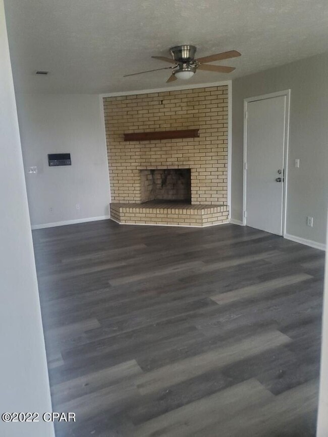 Photo - 1913 Geralo Ln