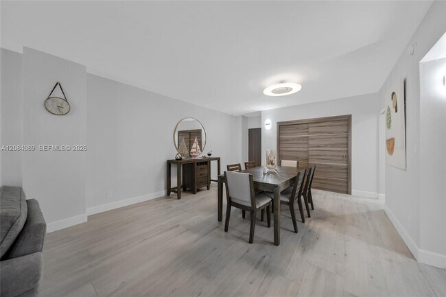 Photo - 4250 Galt Ocean Dr Unit 1J