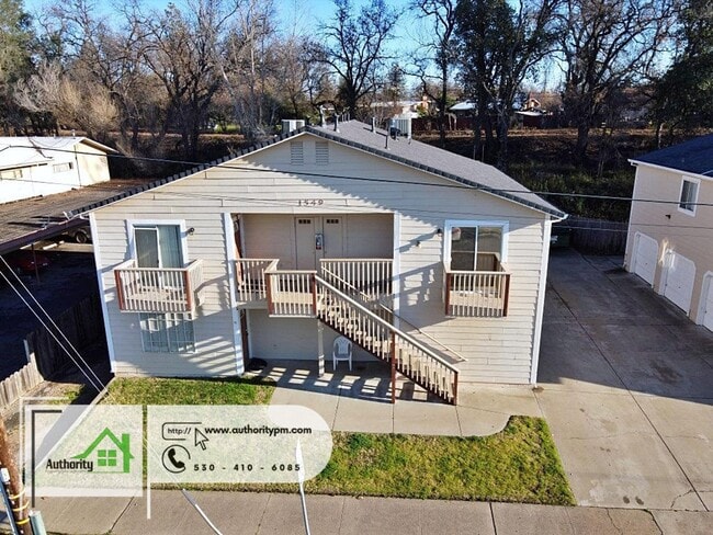 Building Photo - 1549 Bruce Dr Unit B