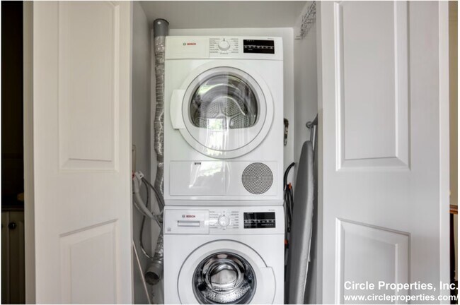 Photo - 611 Tremont St Unit #3