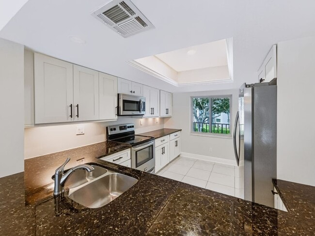 Photo - ** BROOK PINES ** 2 BED / 2 BATH - CONDO - LELY AREA - GREAT LOCATION - ANNUAL RENTAL