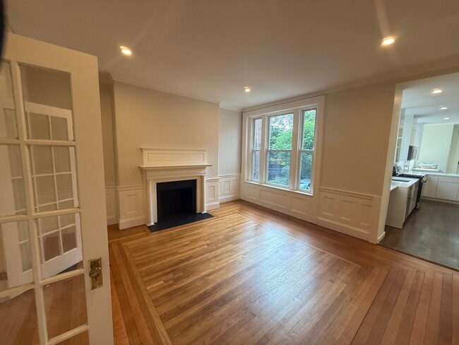 Photo - 1726 Beacon St Unit -