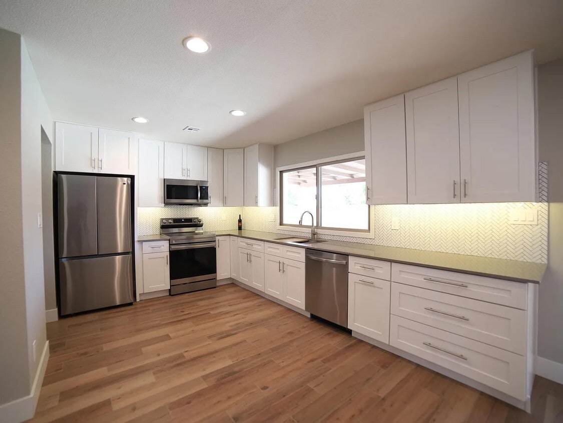 Photo - 4722 S Taylor Dr (Tempe, AZ)