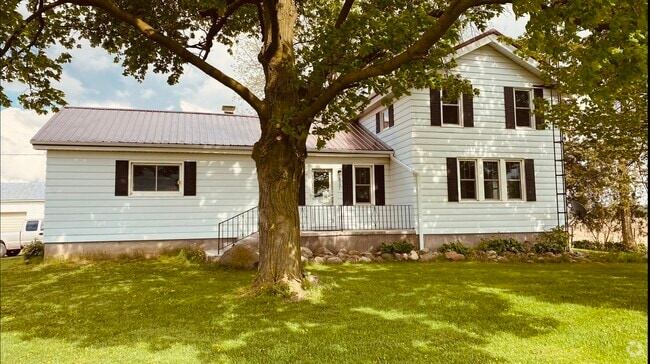 Building Photo - 6551 Abbott Rd Rental