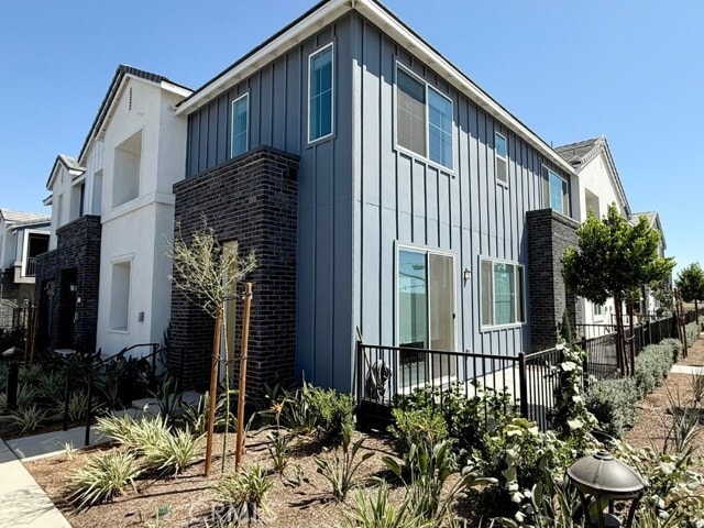 Building Photo - 2704 Carlton Privado Rental