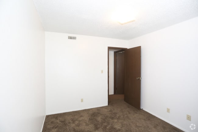 The Pines Apartments
