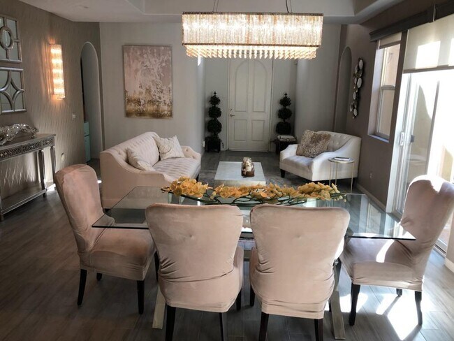 Photo - 52195 Shining Star Ln