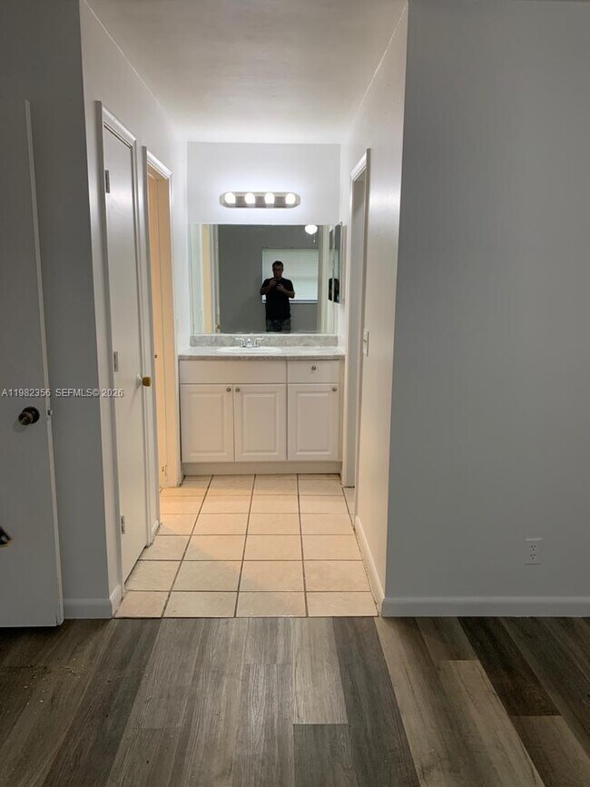 Photo - 4121 NW 30th Terrace Unidad 1