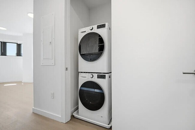 2201 Beverley Rd Unit 126