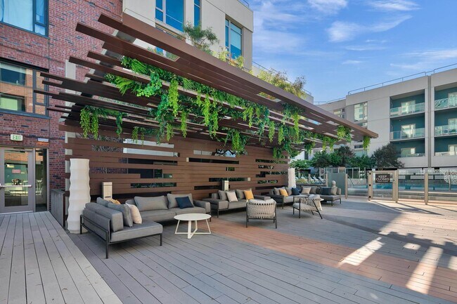 Photo - Channel Mission Bay