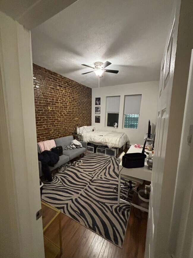 Photo - 111 Norway St Unidad 105