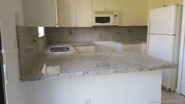 Photo - 2830 SE 16th Ave