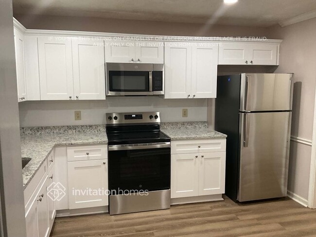 Photo - 1460 Sundale Dr