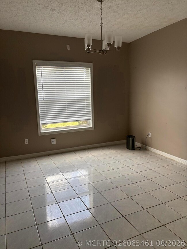 Photo - 3710 Promenade Way