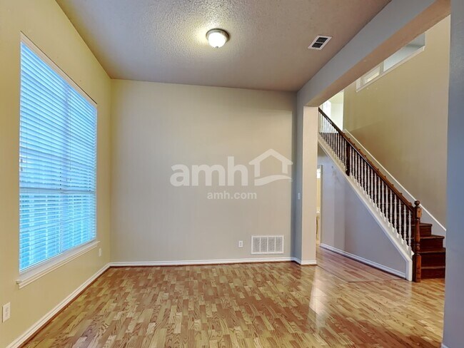 Photo - 2306 Valley Creek Dr