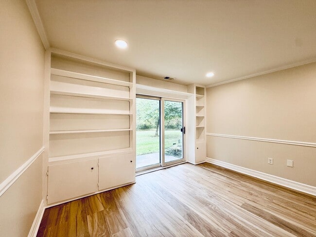 Photo - 13 Cypress Ct Unit 13 Cypress Ct