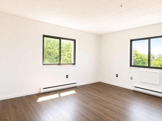 Photo - 308 Quarry St Unit 405