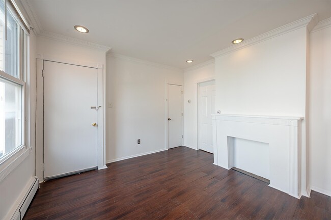 Photo - 48 Ravine Ave Unit 1