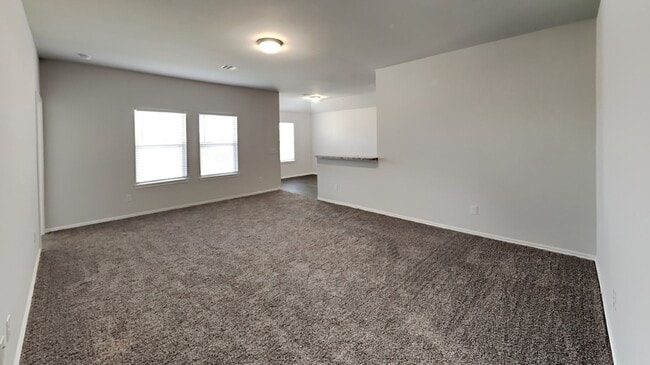 Photo - Very Nice and Spacious 3 Bedroom 2 Bath Home in Mustang Schools