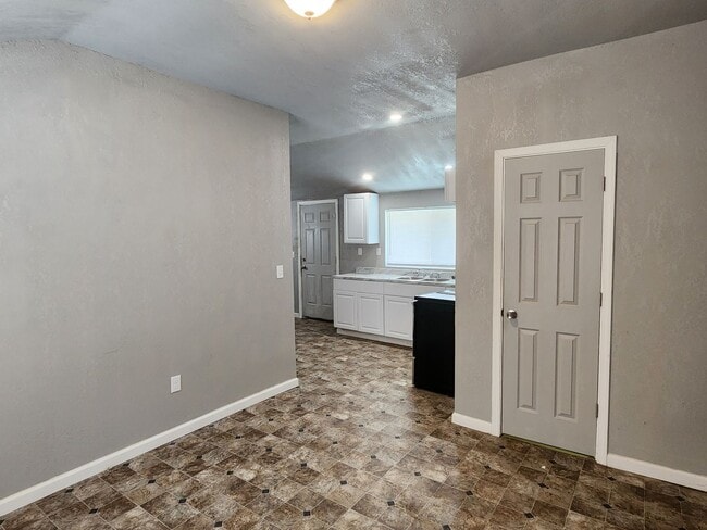 Photo - Centrally Located One Bedroom Duplex Unit 1102 S. Wisconsin Ave.