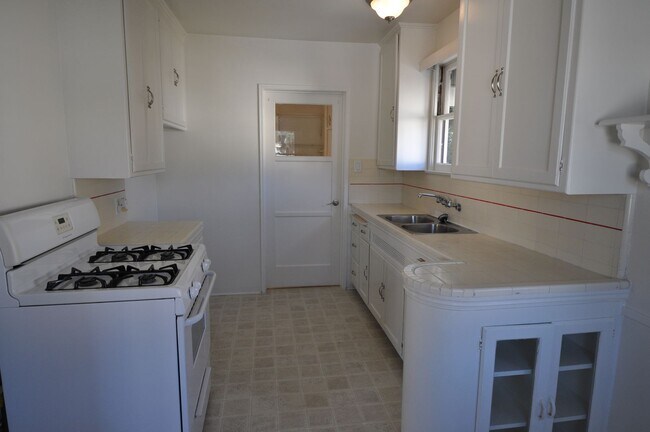 11022 Otsego St Unit 11024.5