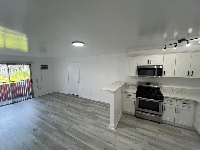 Villa Regency Apartments