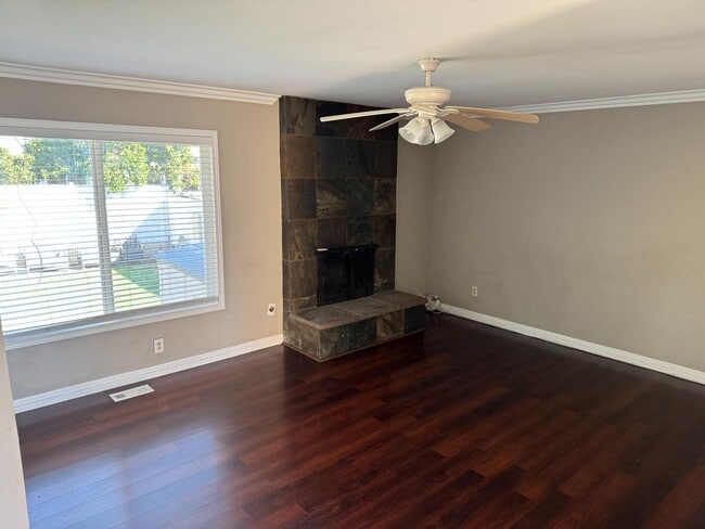 Photo - 3041 Dardaina Dr