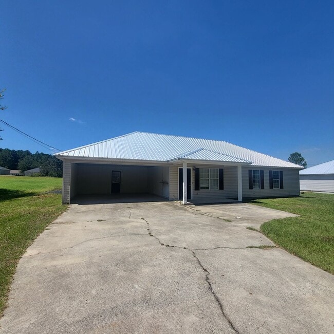 Building Photo - 635 Ed Beckham Rd Rental