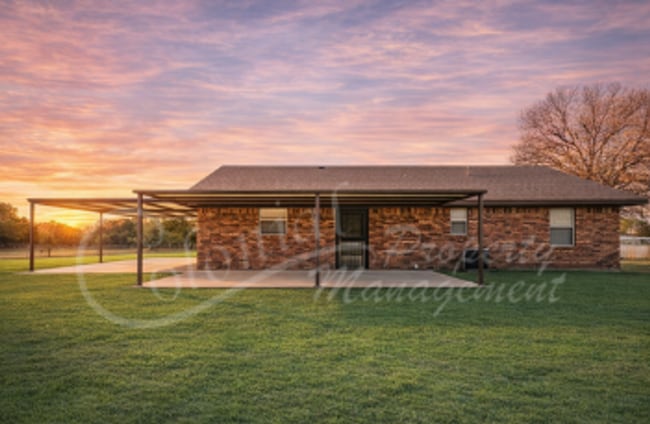 Building Photo - NEW IN MANAGEMENT - AVAILABLE NOW!