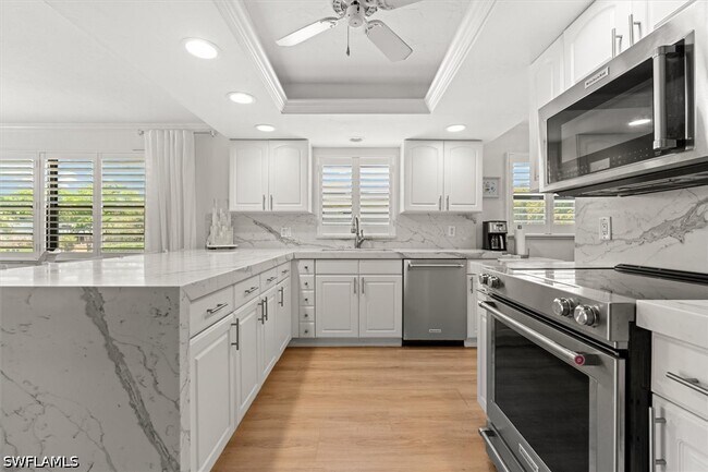 Photo - 1400 Blue Point Ave Unidad 104