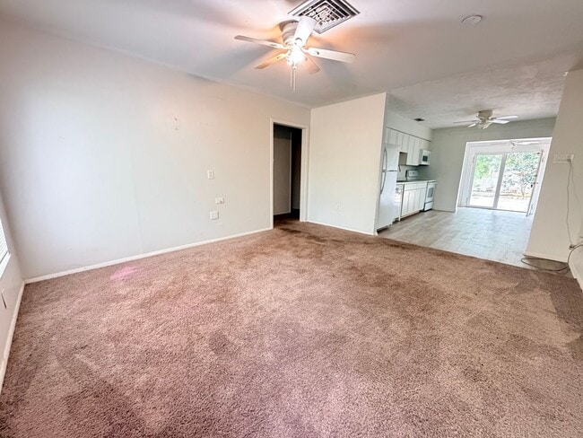 Photo - Available Now! 2 Bed, 1 Bath Duplex