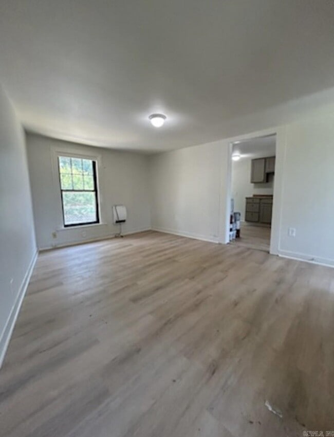 Photo - 1008 Kavanaugh Blvd Unidad 5