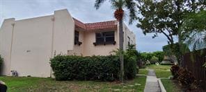 Building Photo - 6274 Seven Springs Blvd Rental