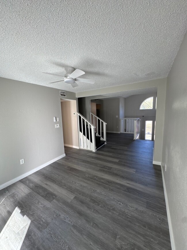 Photo - 7023 Oakwood Dr