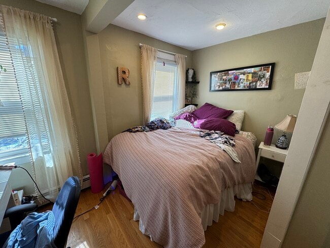 Photo - 735 Somerville Ave Unit 3