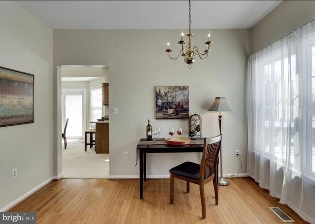 Building Photo - 5511 Village Center Dr