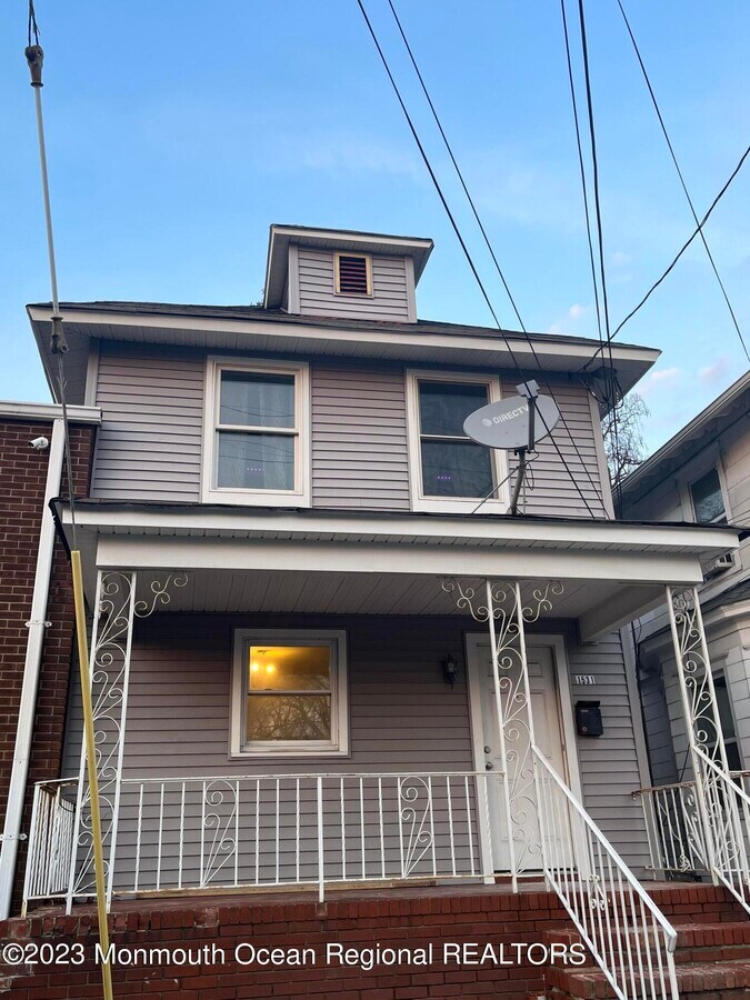 Photo - 1531 Sewall Ave Apartment Unit 1 FL