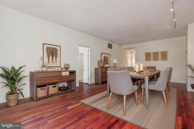 Photo - 1101 Locust St Unit 3A