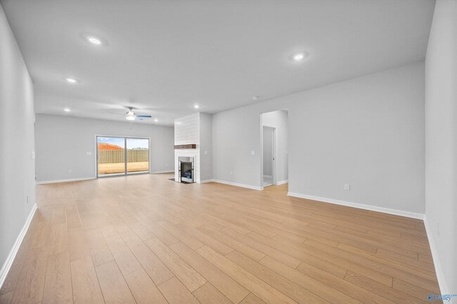 Photo - 130 Stockholm Ln