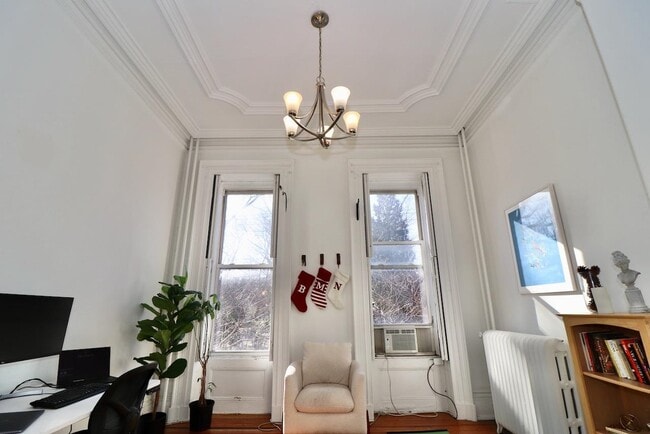 Photo - 270 Montgomery St