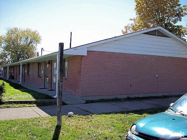 Primary Photo - 403-407 E Washington St Rental