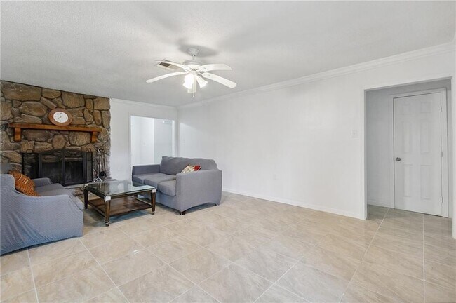 Photo - 2600 Cambridge Dr